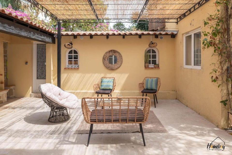 Patio, Day, View (from property/room), Balcony/Terrace, Living room, Seating area, sunbed