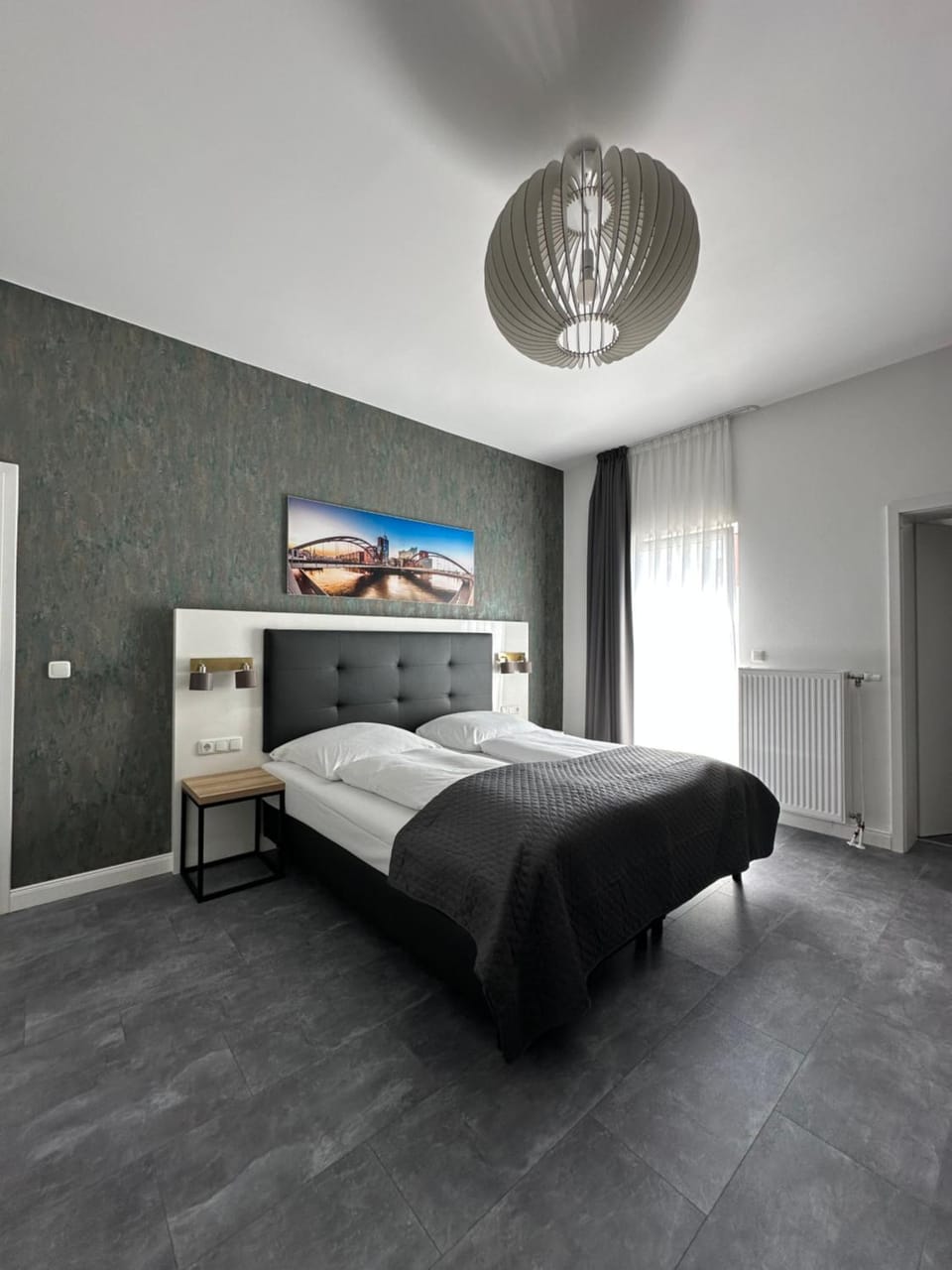 Bed, Photo of the whole room