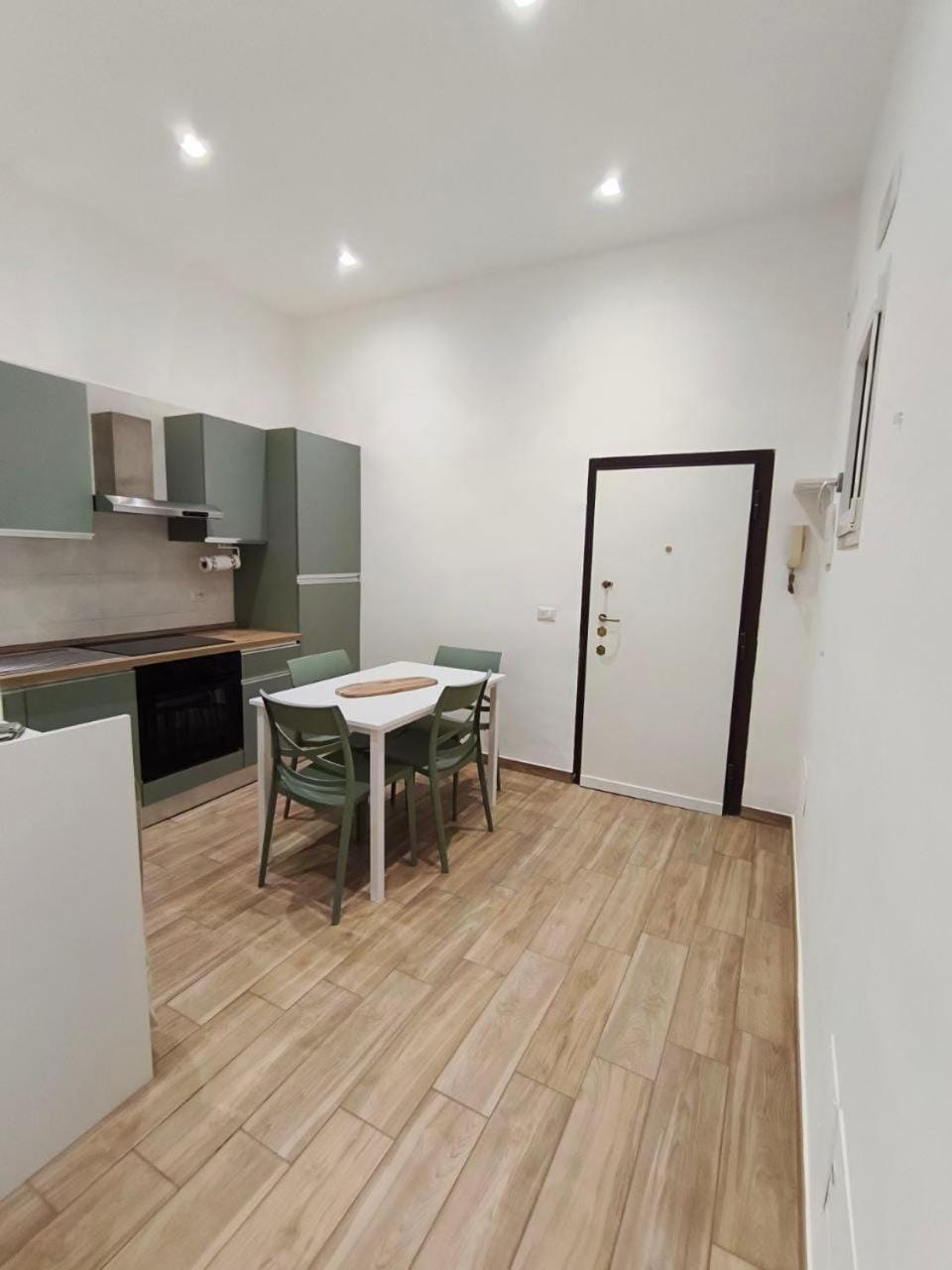 Kitchen or kitchenette, oven, stove, kitchen