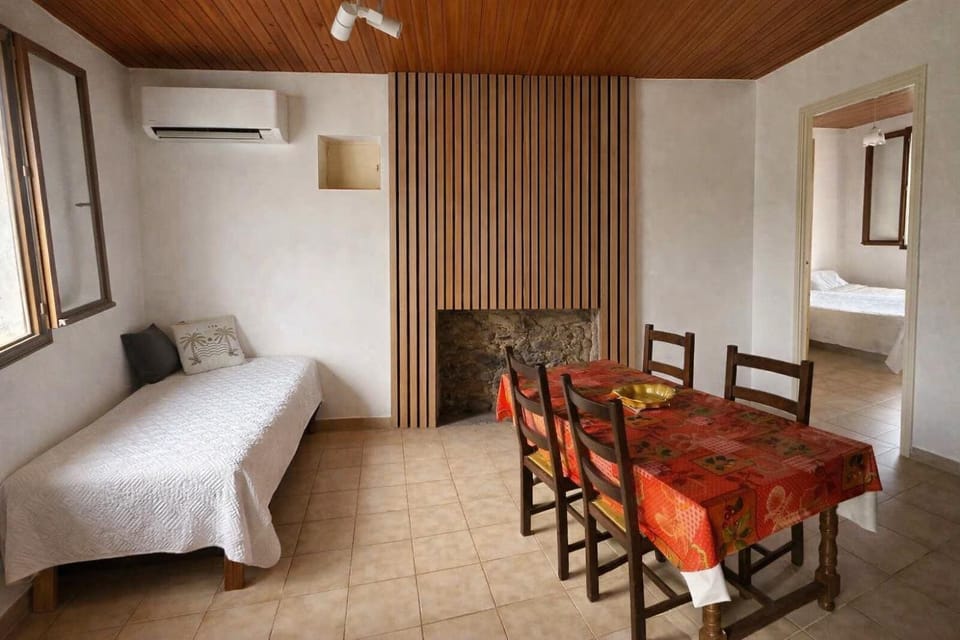 T3 à 100m de la plage, au calme, climatisé, Wifi, Saint-Florent Apartment in Saint-Florent