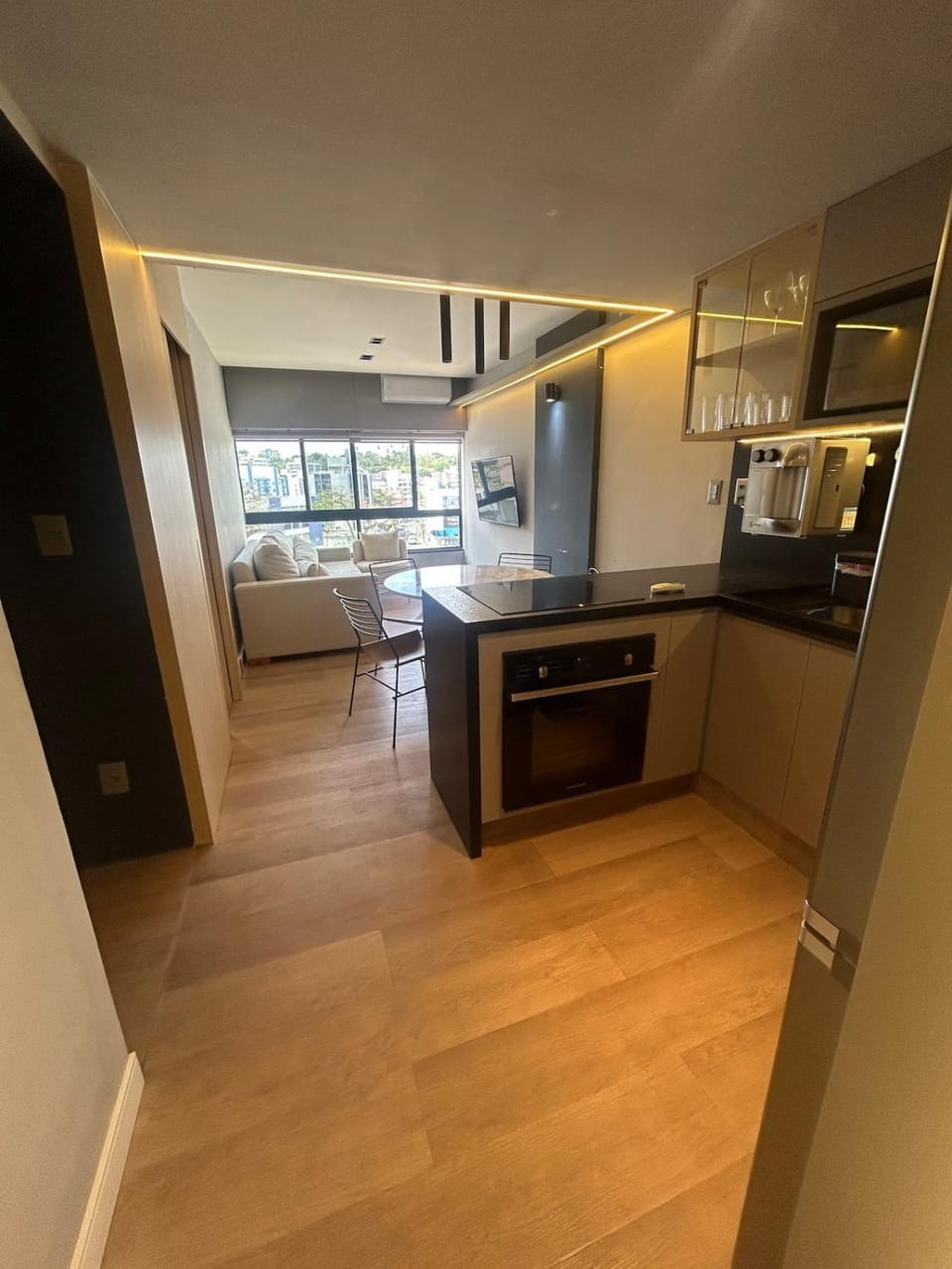 Kitchen or kitchenette, oven, stove