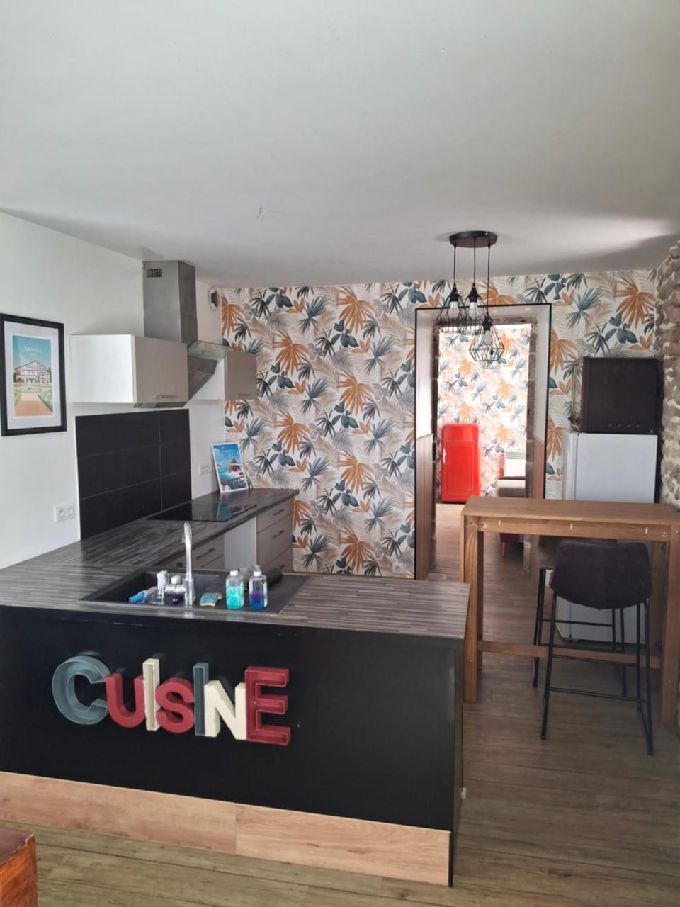 Kitchen or kitchenette