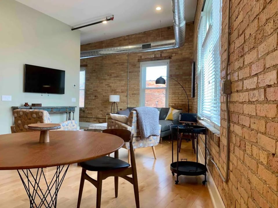 Historic Arts District Gastro Loft Apartment in Benton Harbor