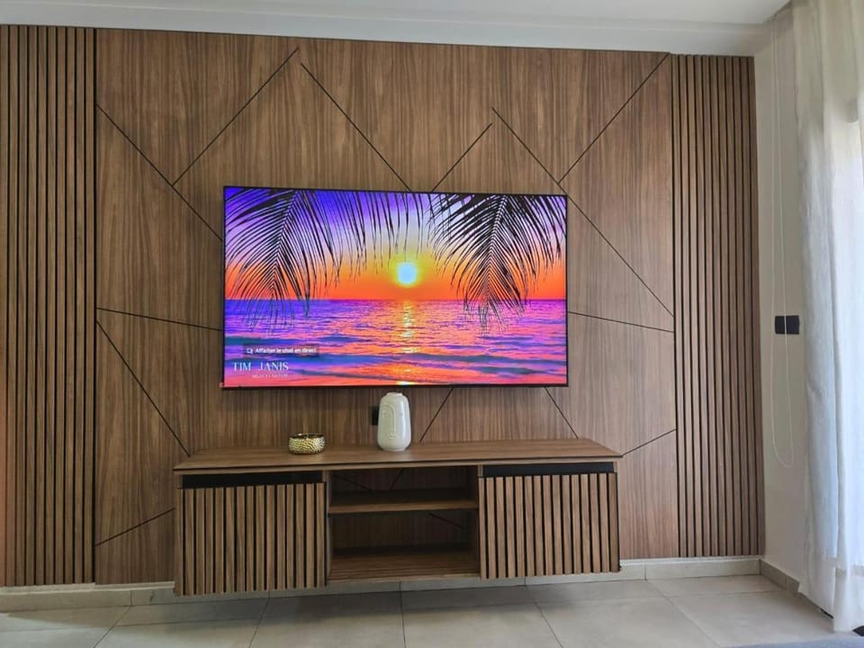Communal lounge/ TV room, TV and multimedia, Evening entertainment