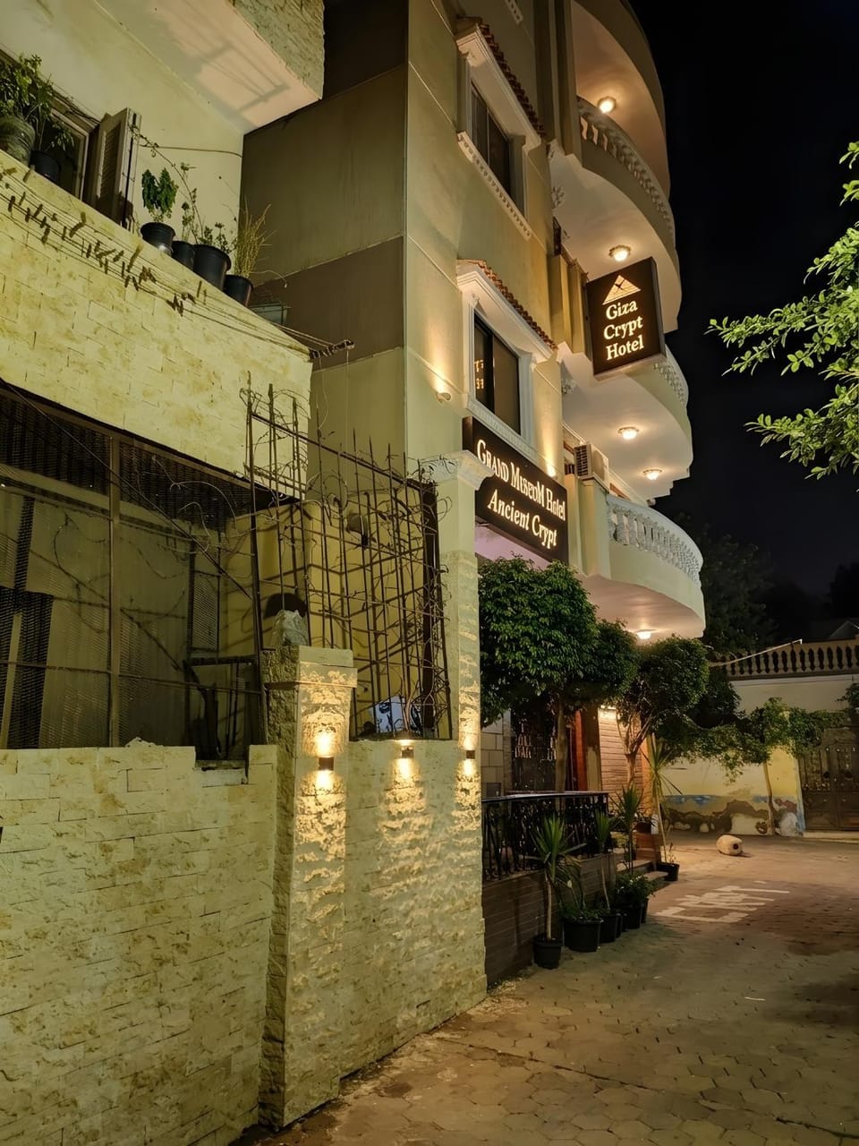 Property building, Night