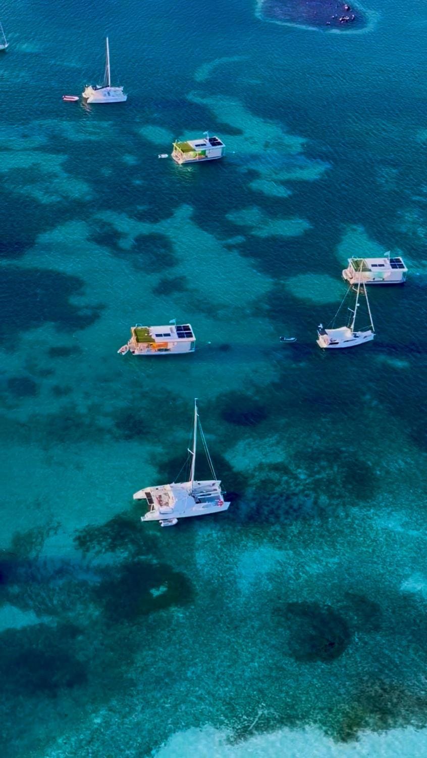 People, Natural landscape, Activities, Bird's eye view, Sea view
