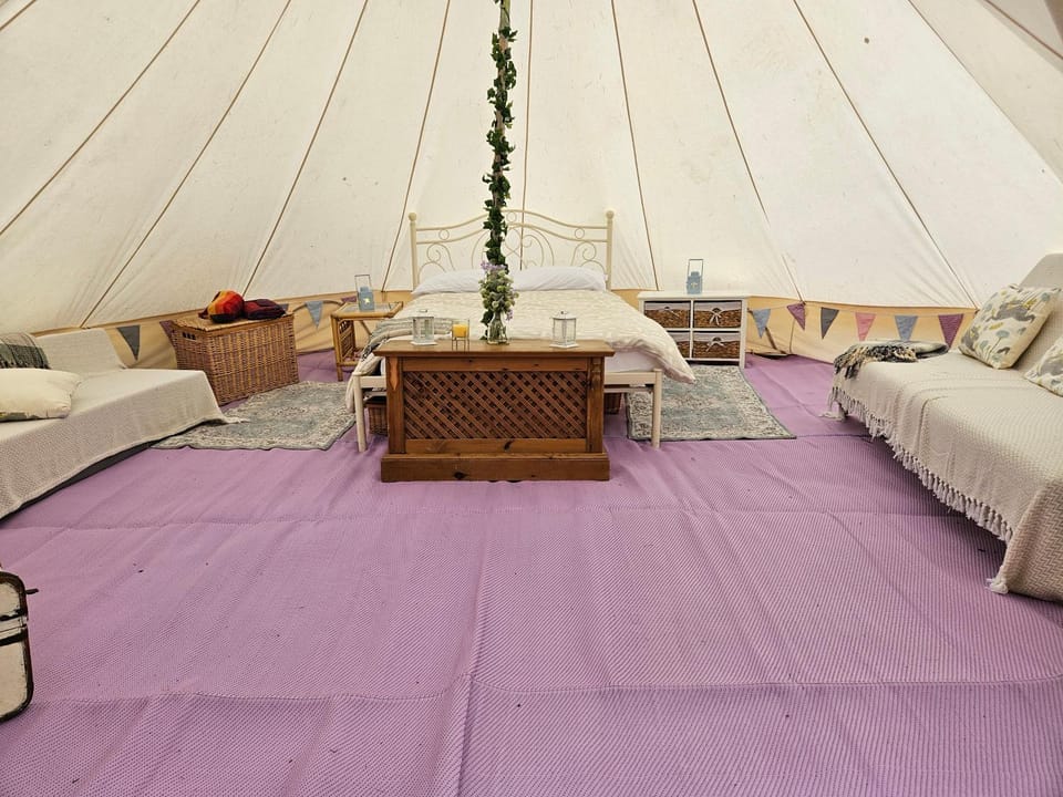Bovey Heath Retreat Luxury tent in Bovey Tracey