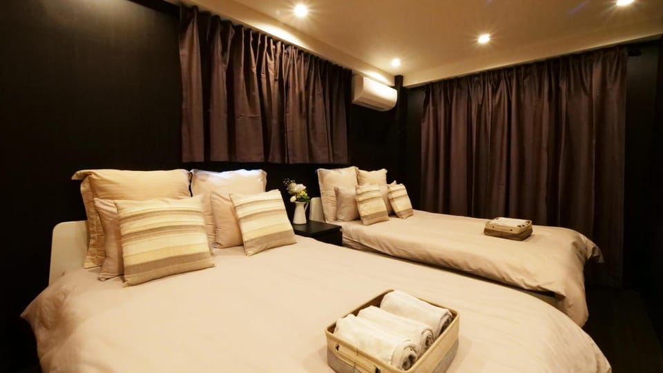 東新宿駅徒歩5分 新宿御苑 多国籍グルメ好アクセス YoS4 Apartment in Shinjuku