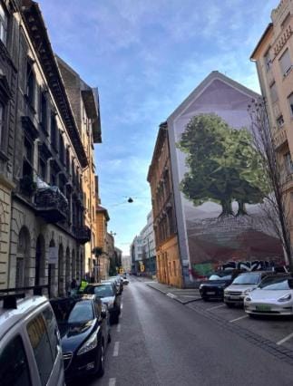 Neighbourhood