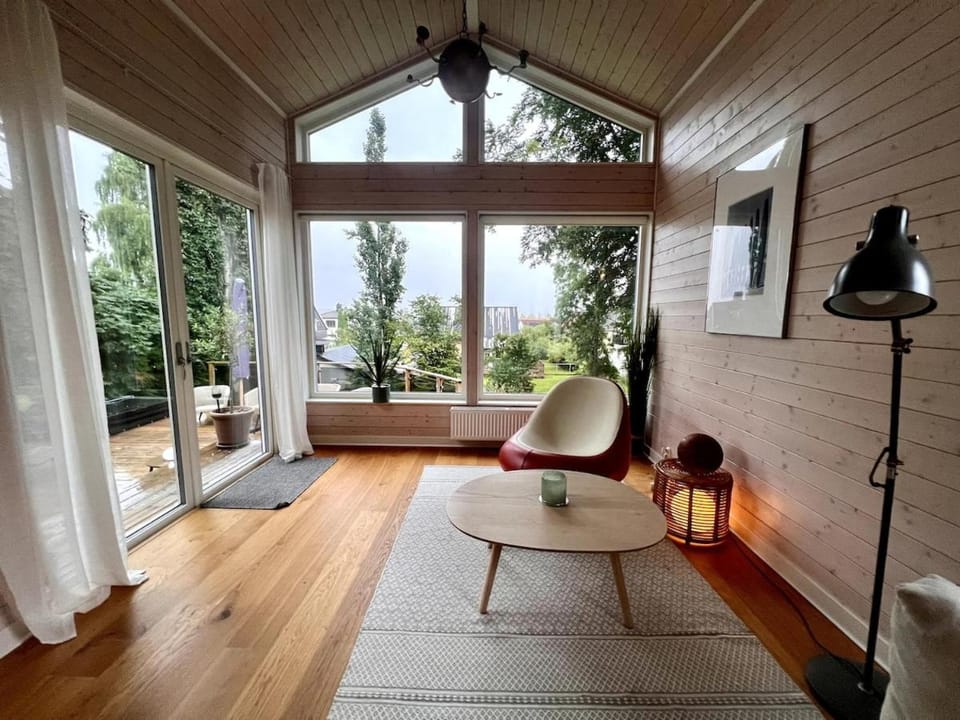 Stylish Villa, Terrace & Garden Villa in Sweden