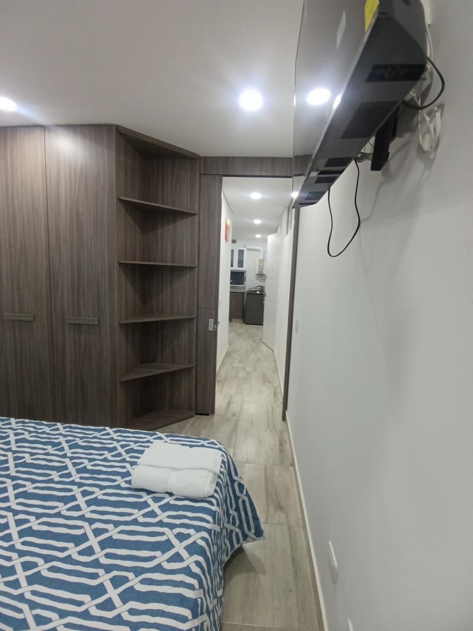 Apartaestudio amoblado, Edificio Avanzzare T2-504 Apartment in Bogota
