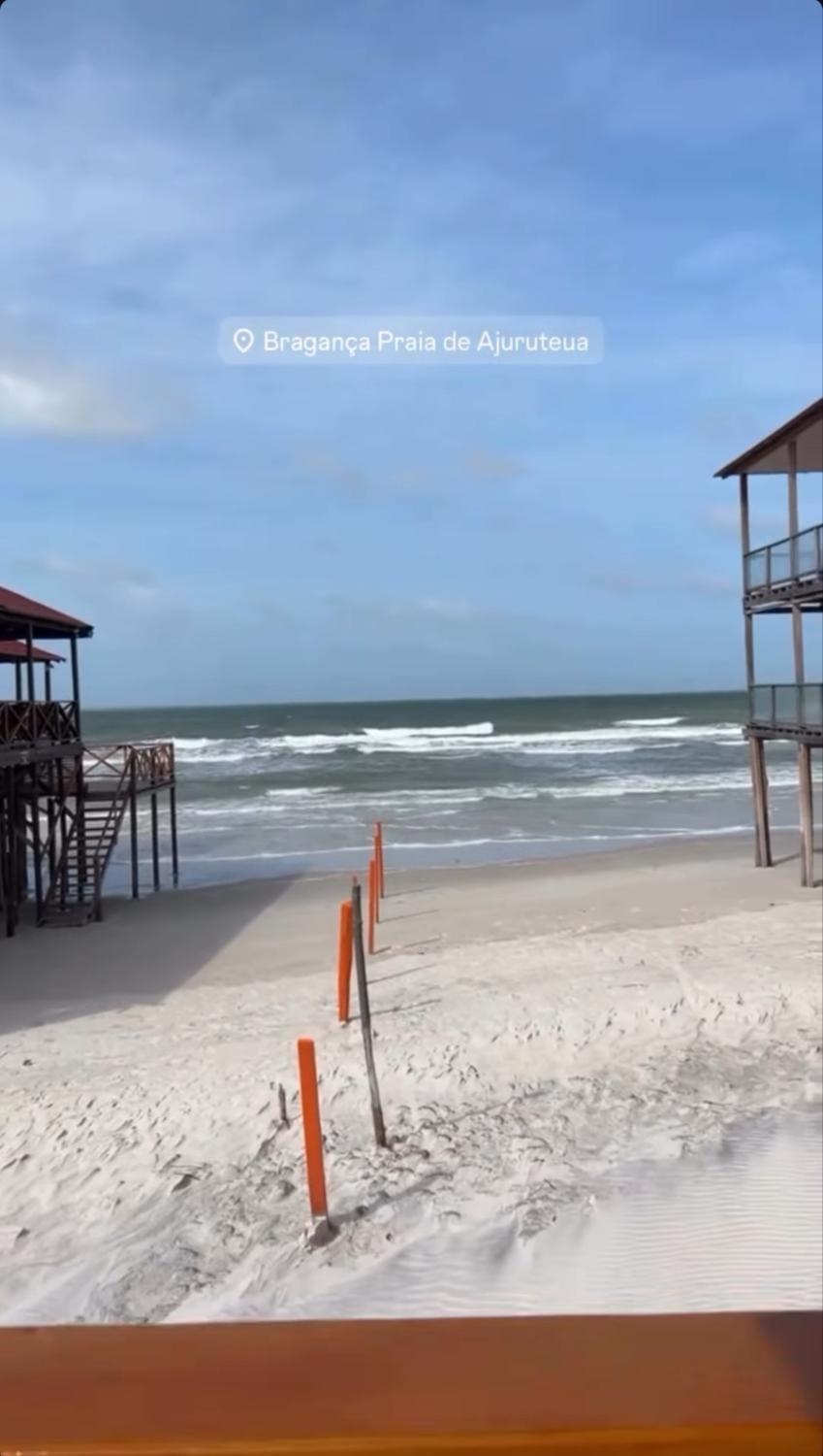 Nossos Chalés de Praia Apartment in State of Pará