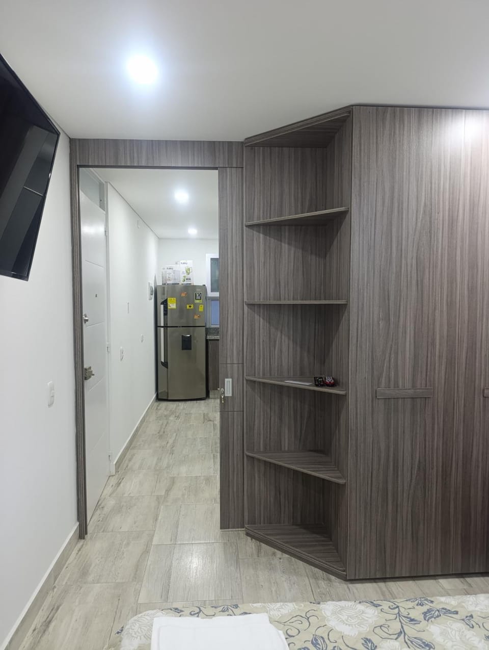 Apartaestudio amoblado, Edificio Avanzzare T2-602 Apartment in Bogota