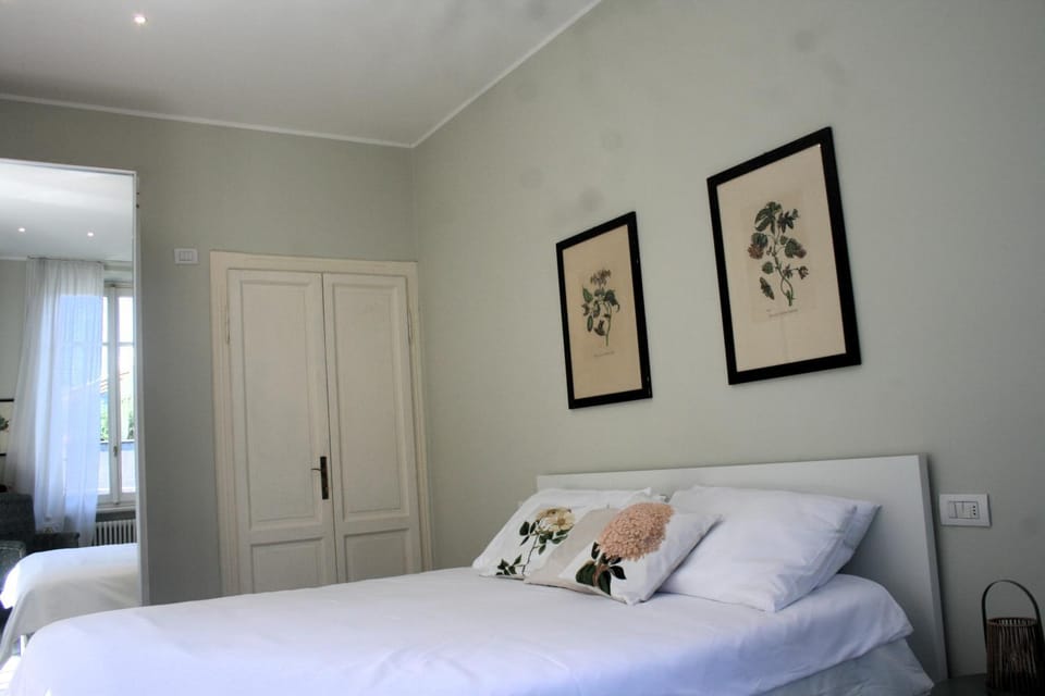 View (from property/room), Bedroom, Garden view