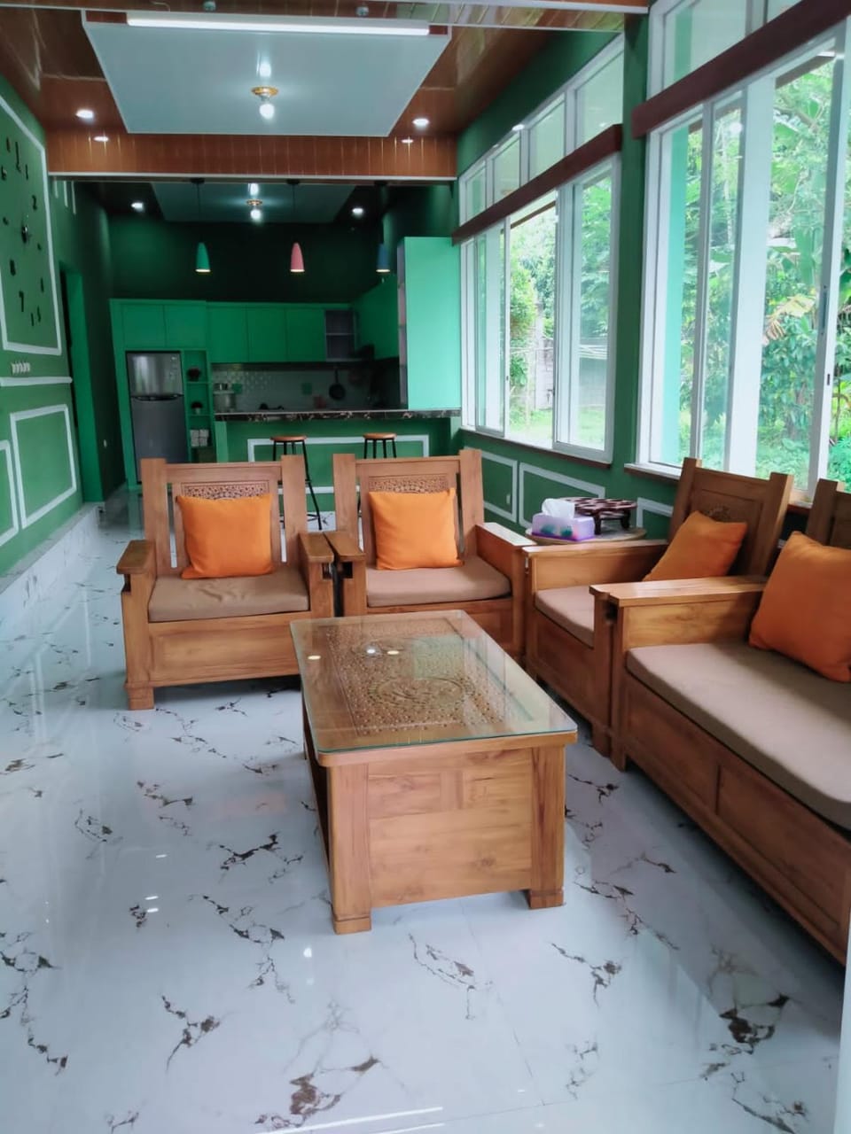 Living room, Seating area