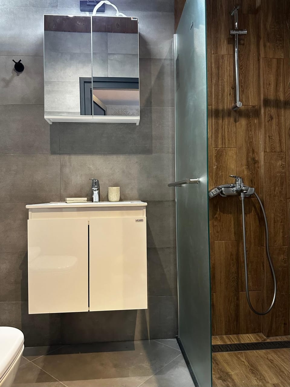 Shower, Bathroom