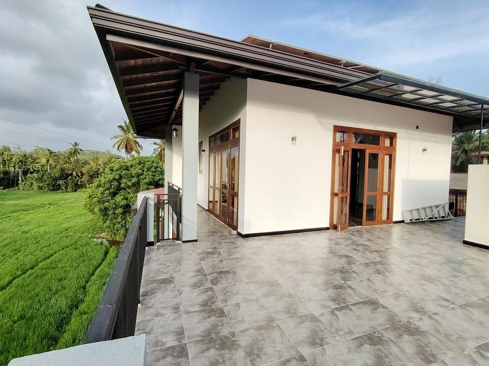 Property building, Day