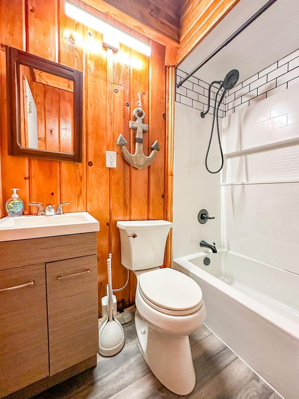 Shower, Toilet, Bathroom, Bath, towels