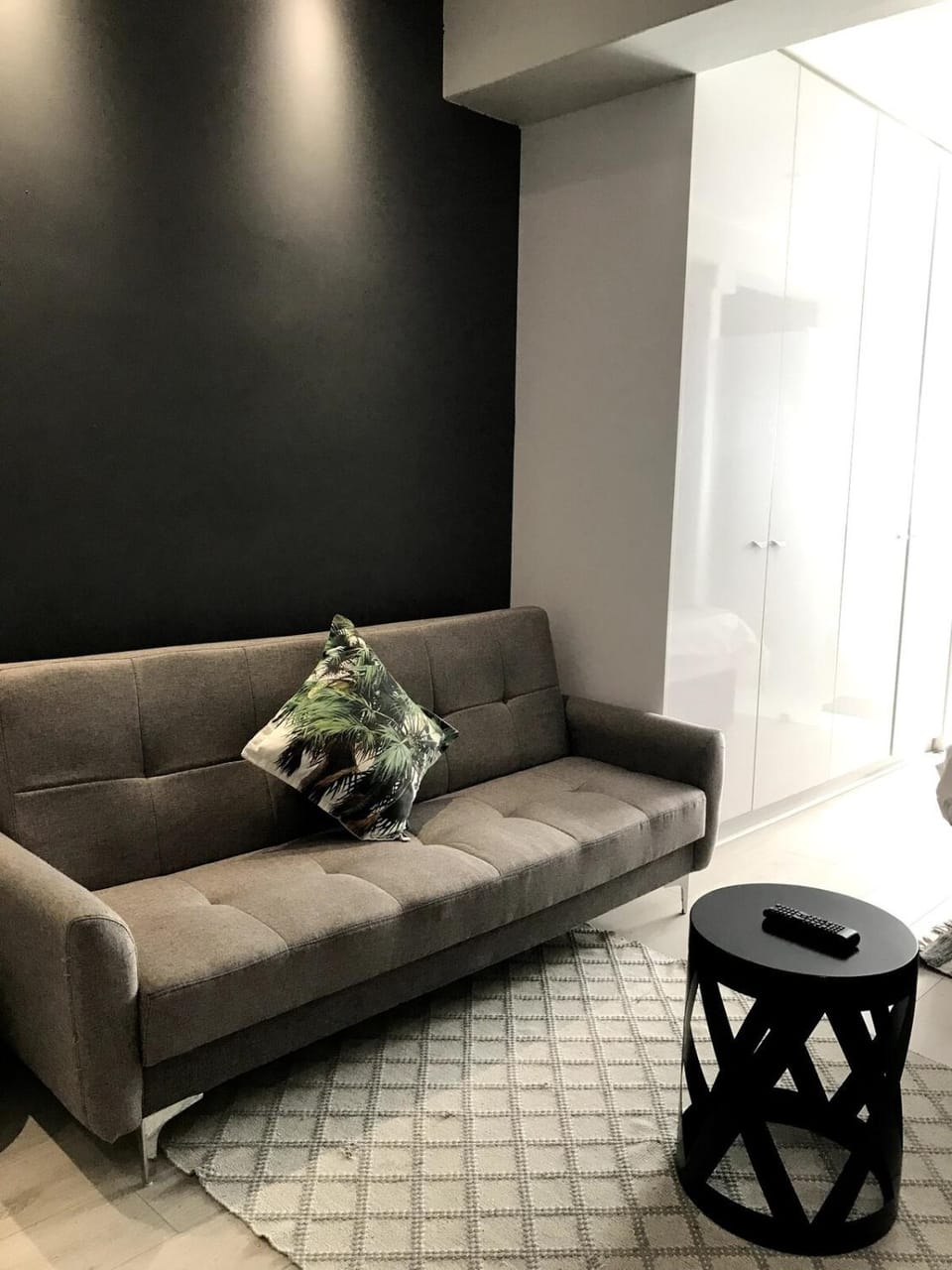 Seapoint Studio close to beach Apartment in Sea Point