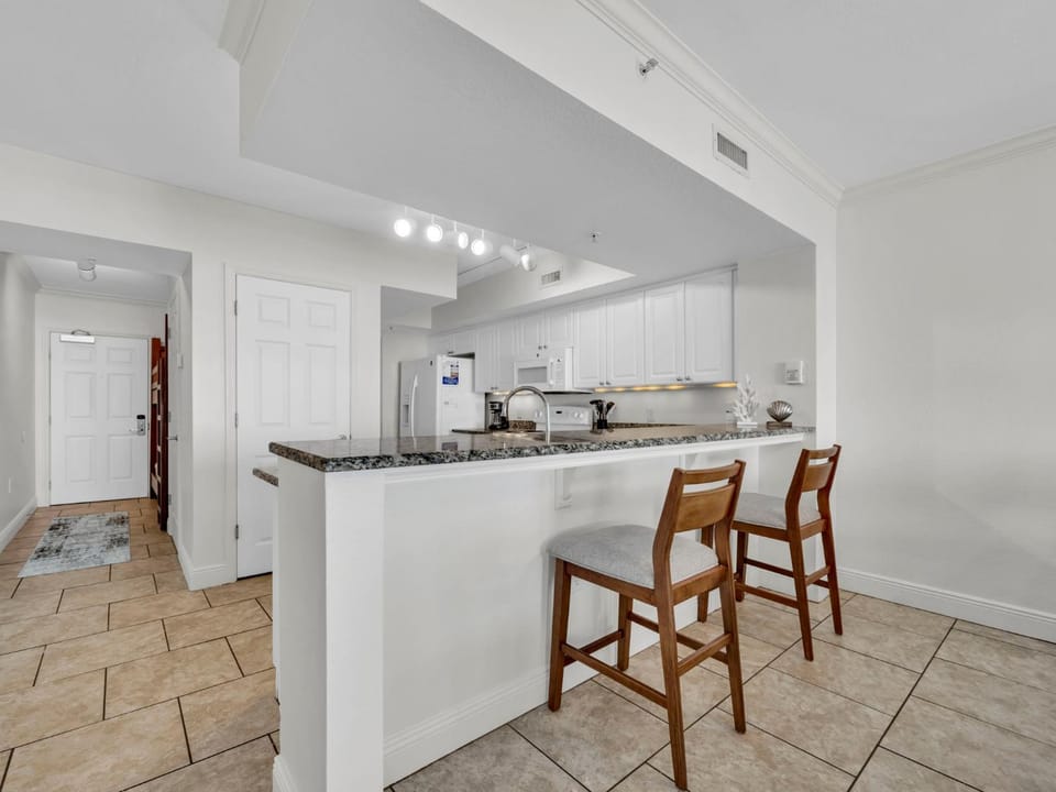 Emerald Beach 2336 by Emerald Coast Retreats House in Panama City Beach