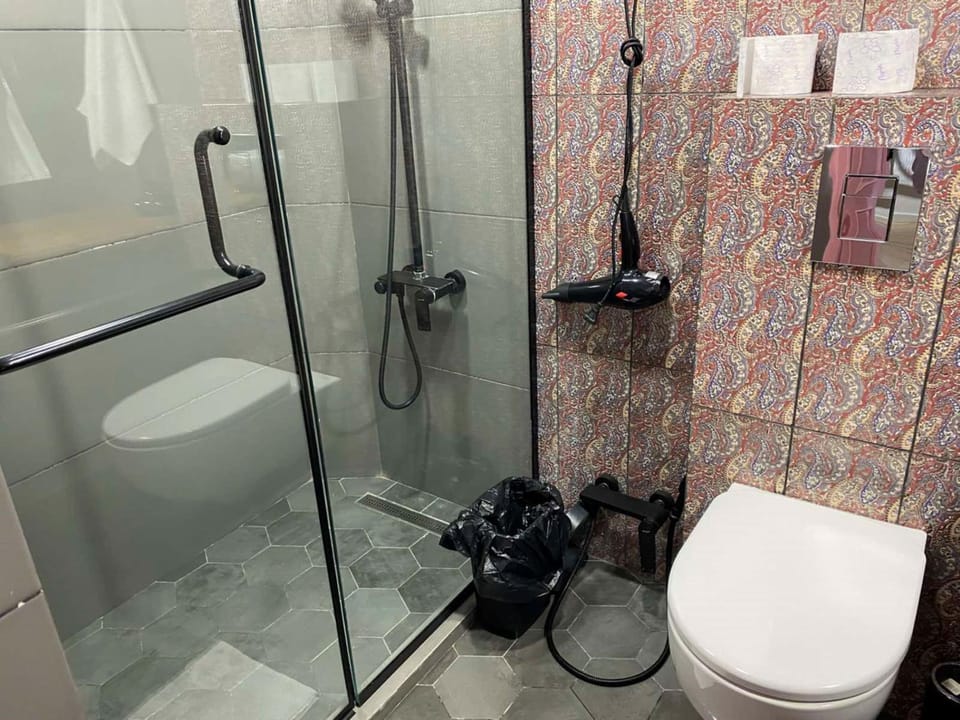 Shower, Toilet, Bathroom