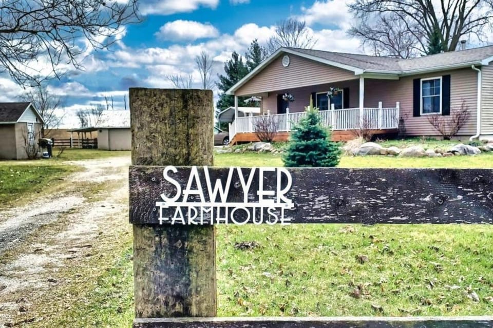 Property logo or sign