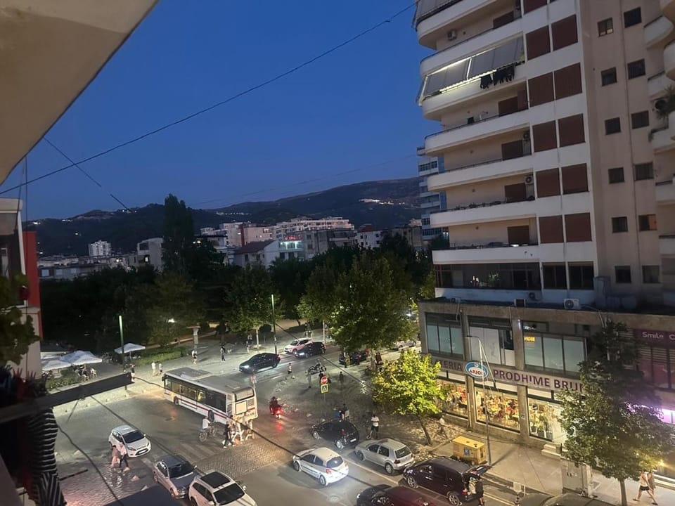 City view, Street view