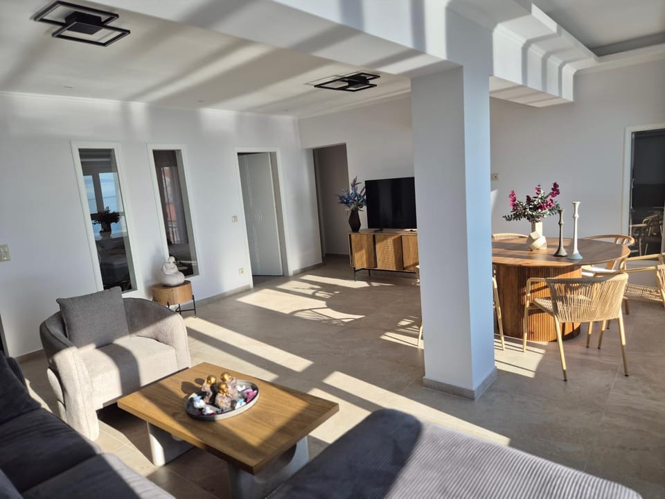 Georgia Apartment, Benitses Corfu Apartment in Corfu, Greece