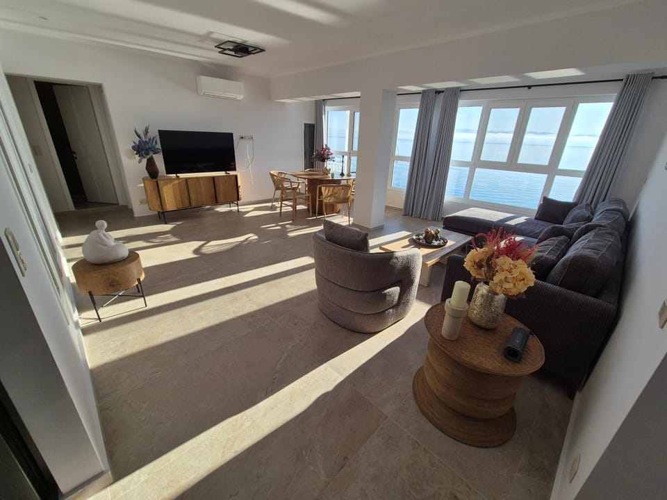 Georgia Apartment, Benitses Corfu Apartment in Corfu, Greece