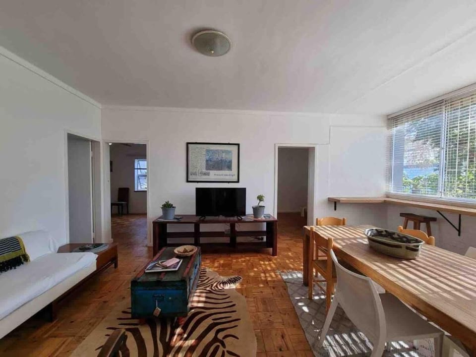 Sunny Spacious Stellenbosch 3 bed garden apartment Apartment in Stellenbosch