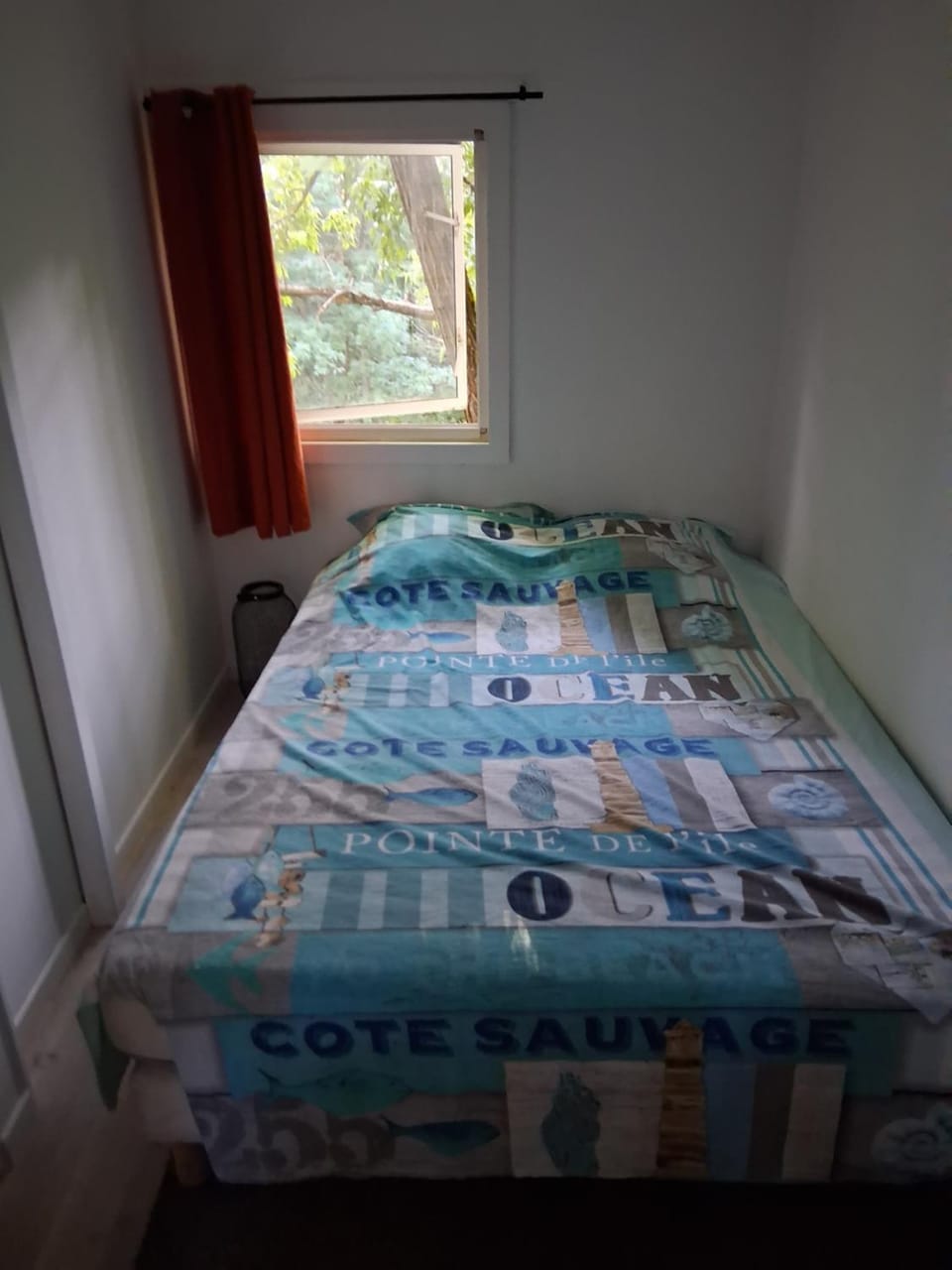 Camping Les Acacias Campground/ 
RV Resort in Pont-Saint-Esprit