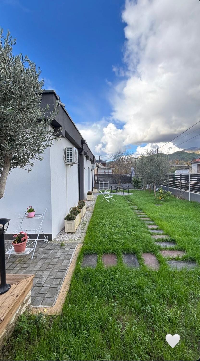 Villa Mucenji Bed and Breakfast in North Macedonia