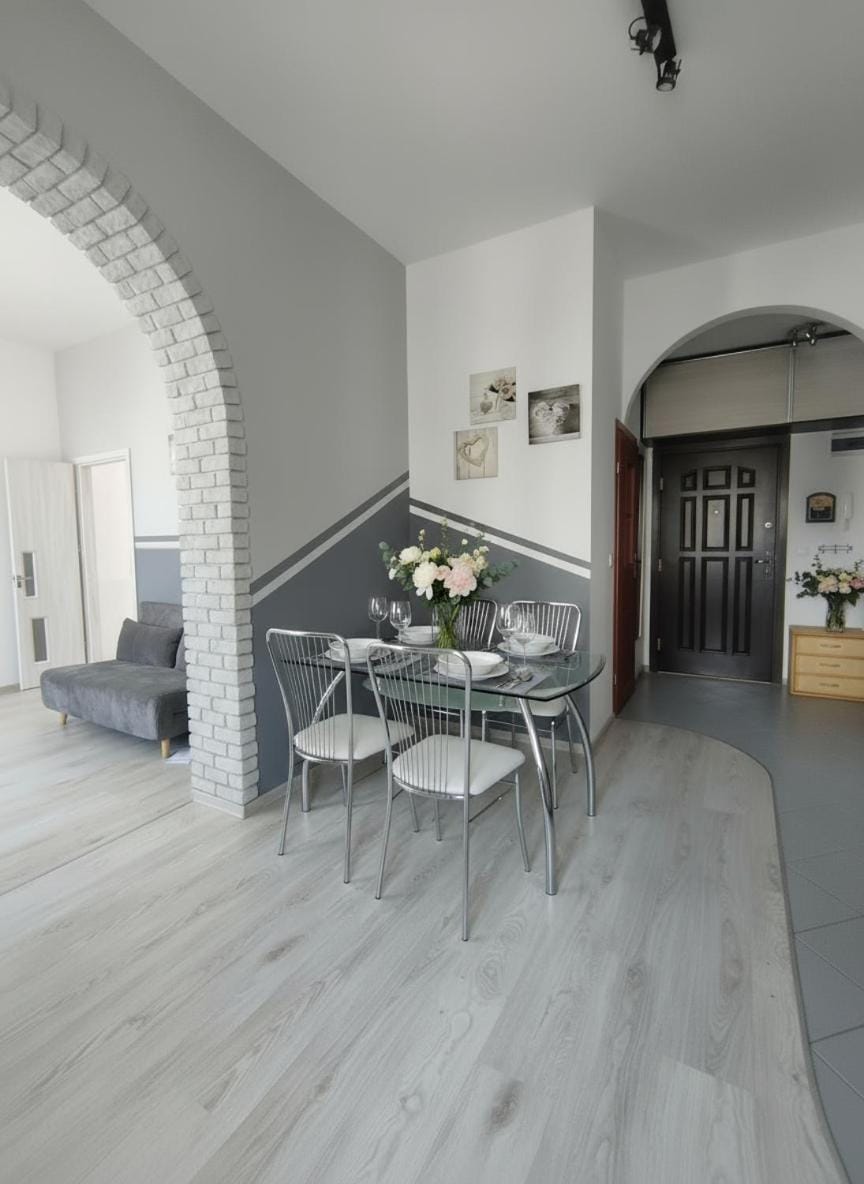 Dining area, kitchen