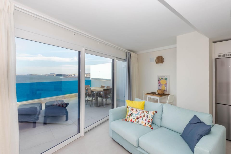 Golden Terrace - Melenara Beach Stay House in Gran Canaria