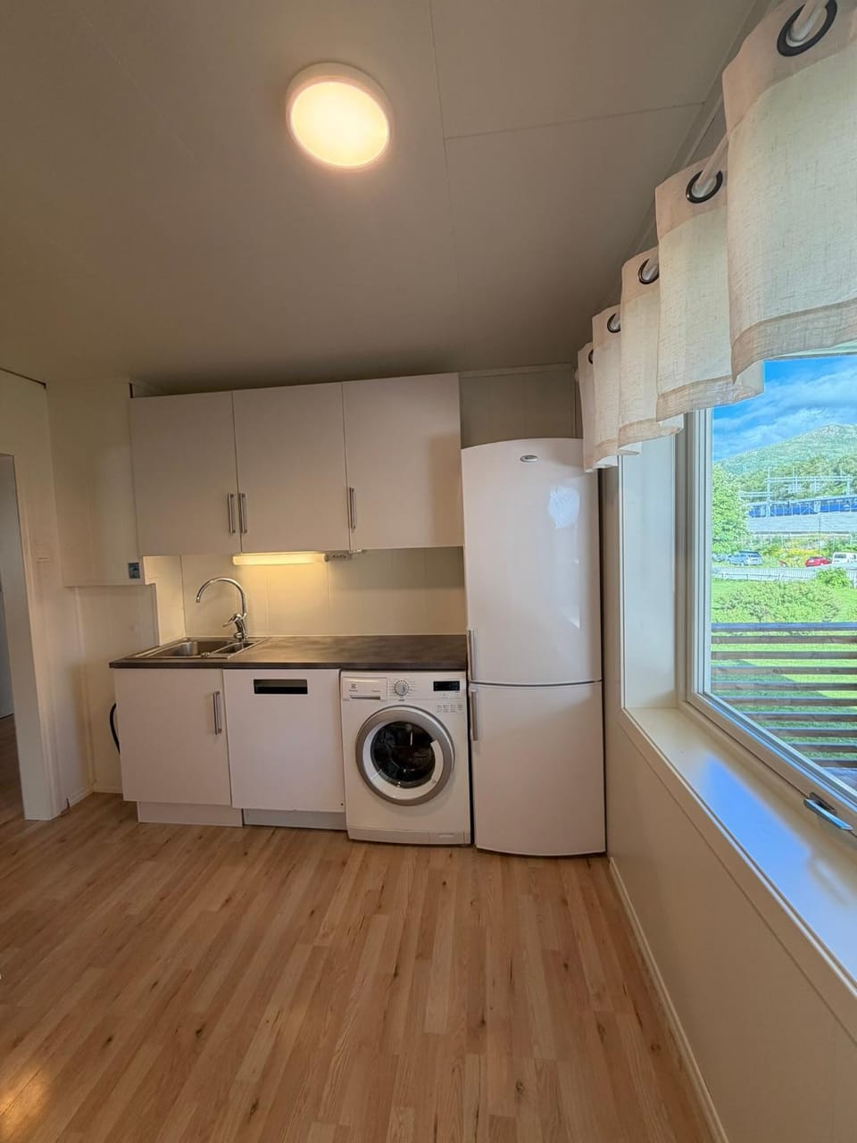 dishwasher, washing machine, kitchen
