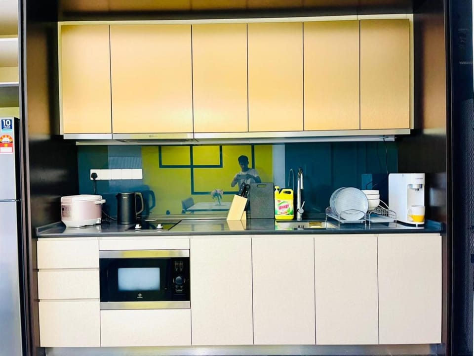 Kitchen or kitchenette, kitchen