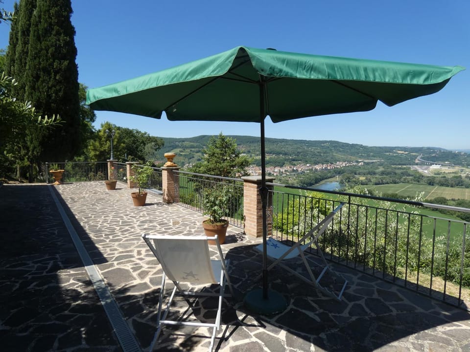 Scappo in Umbria, L'antico casale House in Umbria