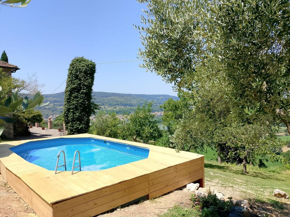 Scappo in Umbria, L'antico casale House in Umbria