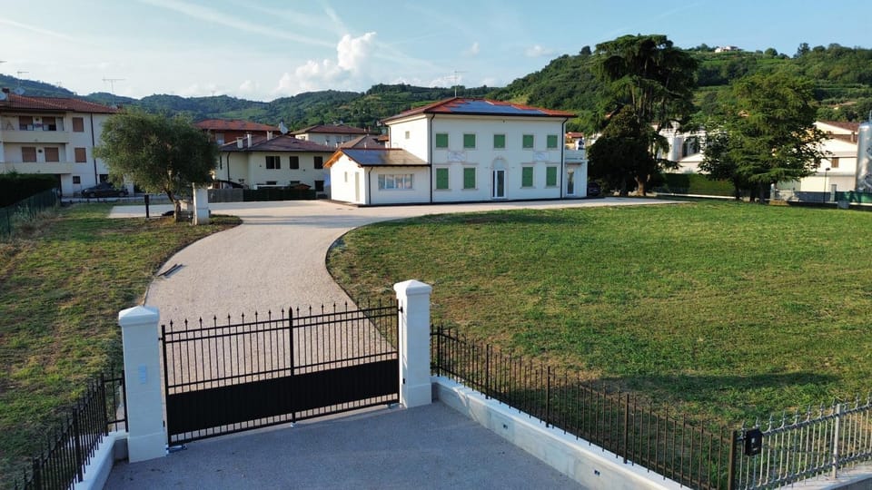 Property building, Natural landscape, Garden, Mountain view