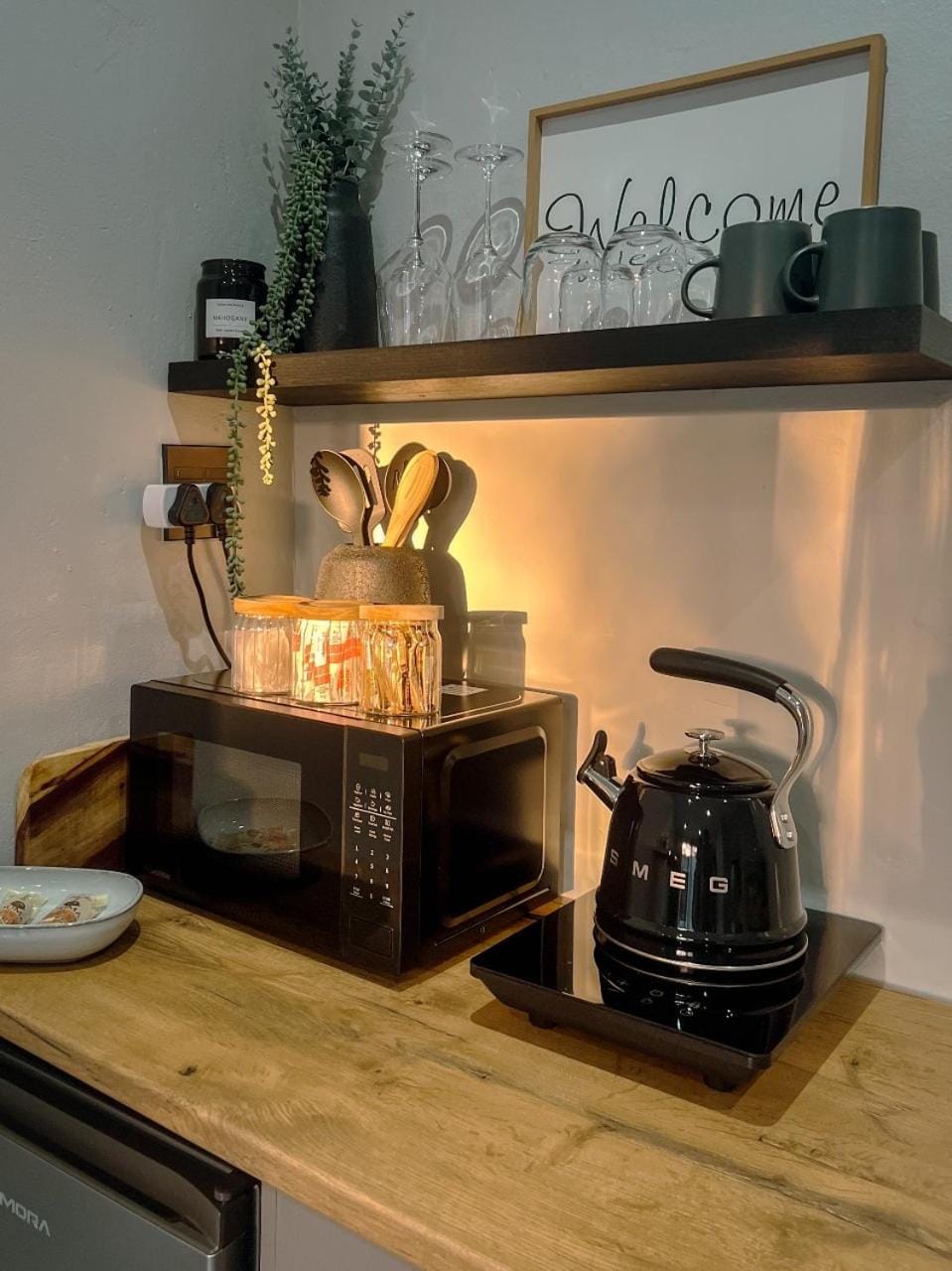 Coffee/tea facilities, Kitchen or kitchenette