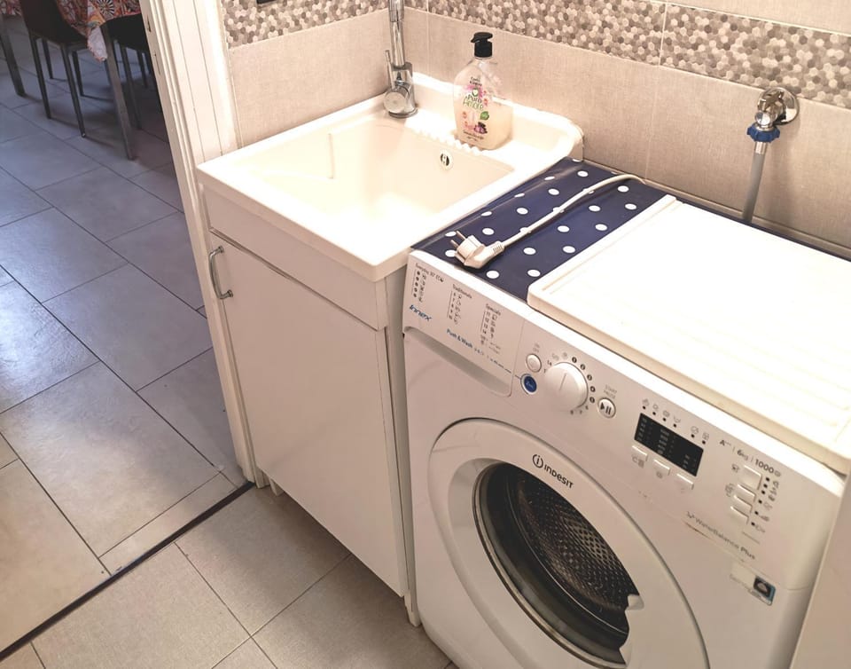laundry, washing machine