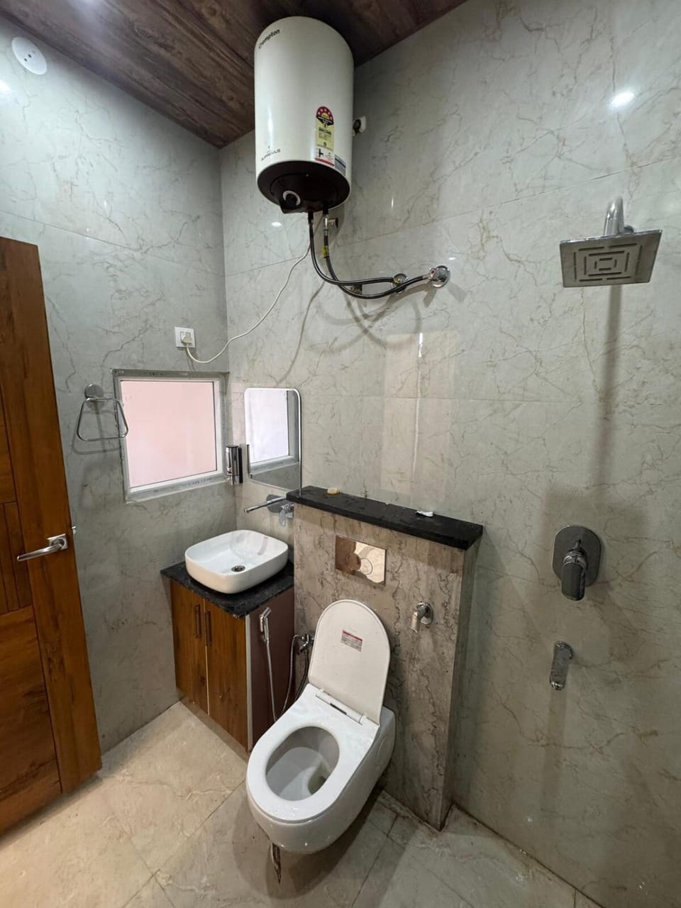 SkyLine HOME STAY Villa in Dehradun