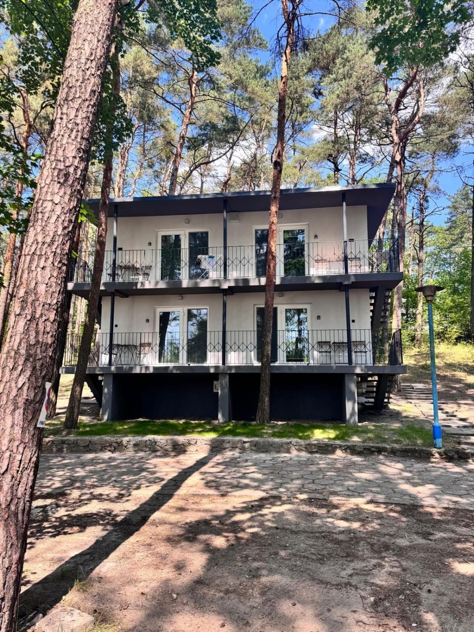 Property building, Day, Garden