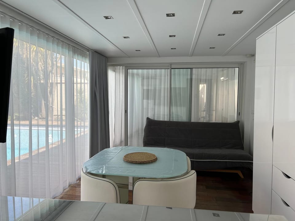 Appartement cosy avec piscine partagée House in Perpignan