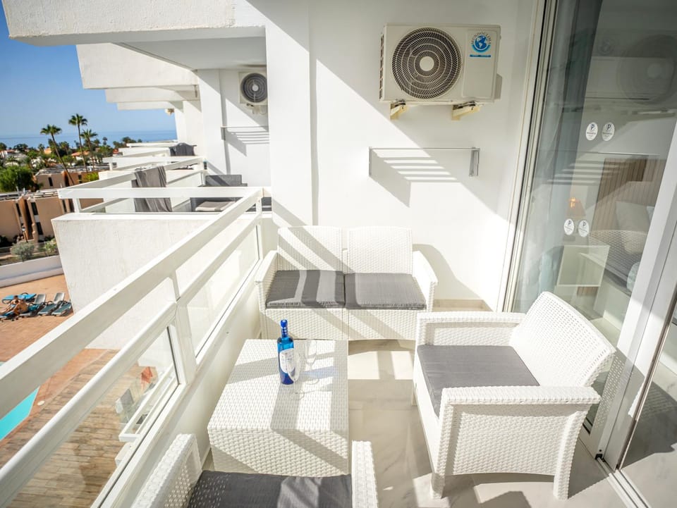 Balcony/Terrace, Seating area