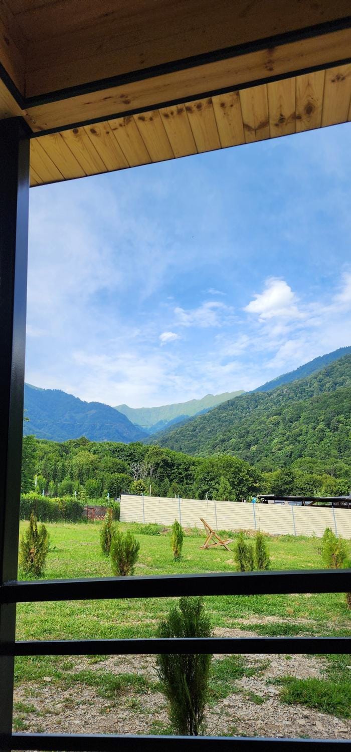 Balcony/Terrace, Mountain view