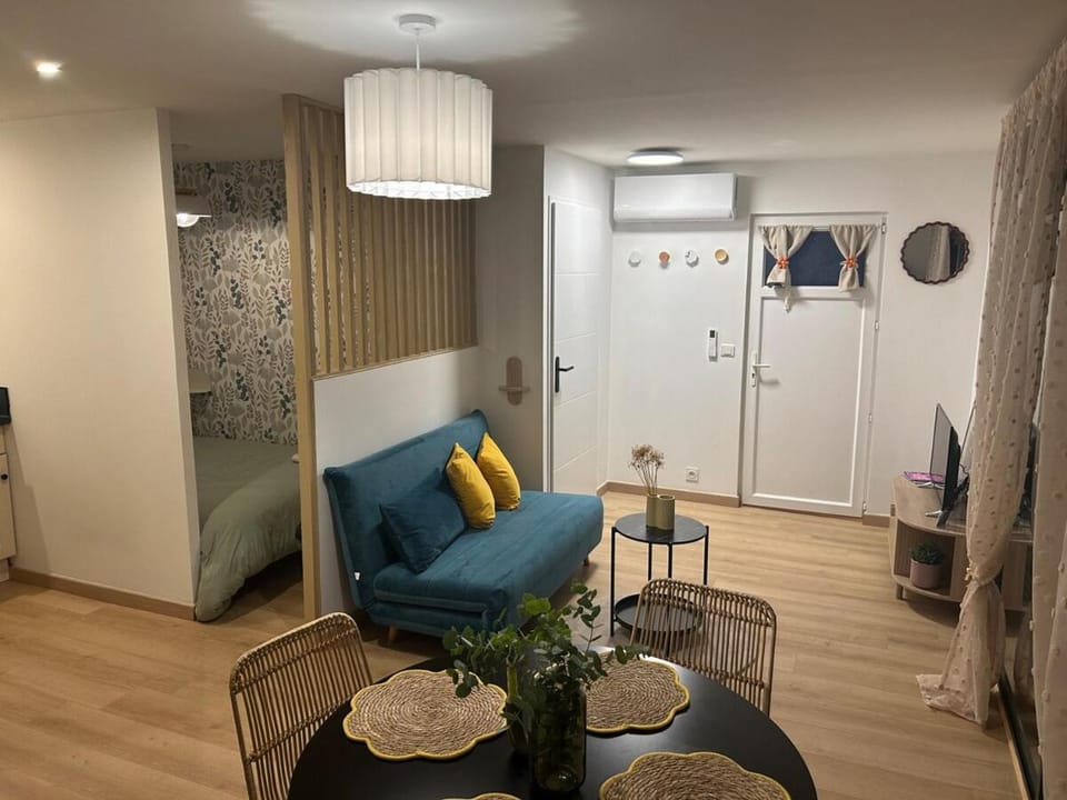 Dépendance au calme avec terrasse Apartment in Flayosc