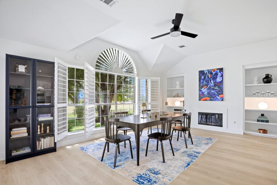 5 Beds Luxury Retreat on Golf Course House in Pflugerville