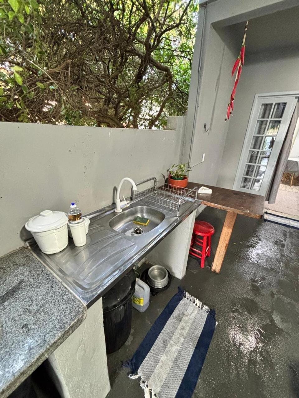 Patio, Kitchen or kitchenette, Dining area