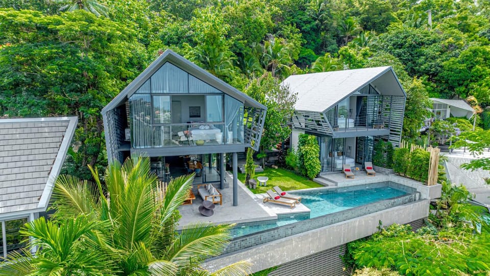 Property building, Patio, Day, Natural landscape, Garden view, Pool view, Swimming pool, sunbed